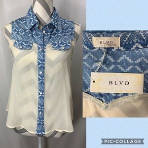 🖤 BLVD Aztec Sleeveless Button Up Top